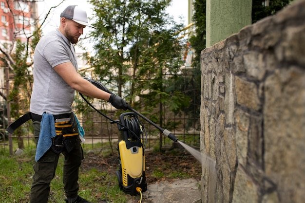 Cleaning of Kitchen Exteriors